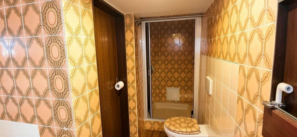 Dusche und WC