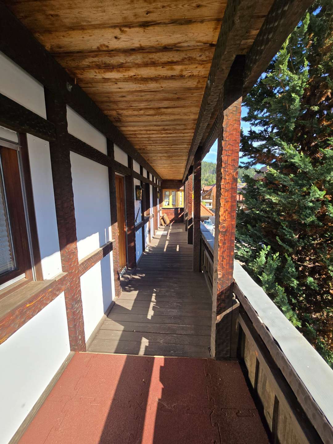 1. OG Balkon
