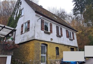 Extrem günstiger Start: Grundstück mit Altbestand in Glatten – Gebotsverfahren