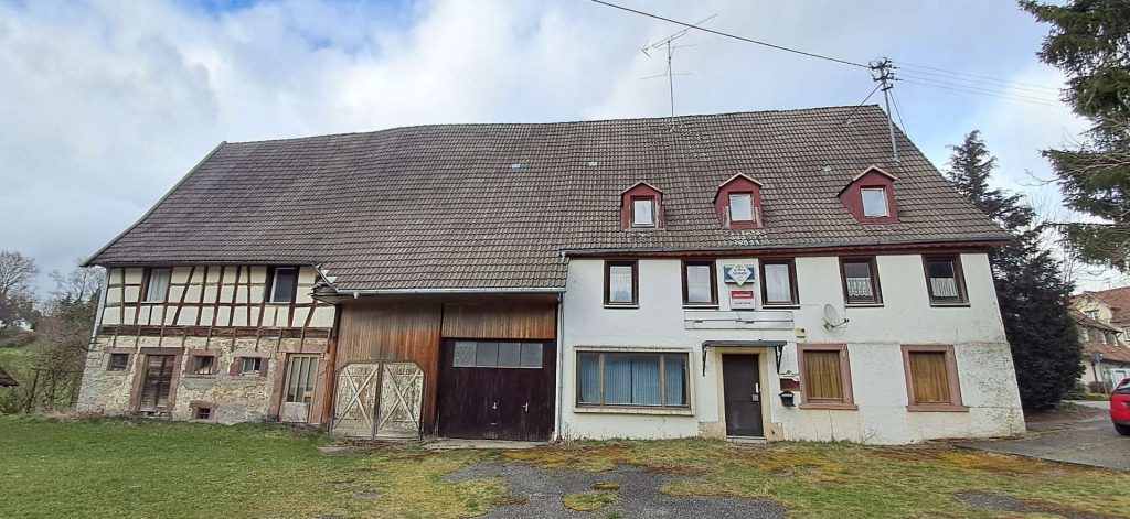 Seltene Gelegenheit für Macher: 2.203 m² Grundstück mit Altbestand Horb-Bittelbronn zum guten Preis