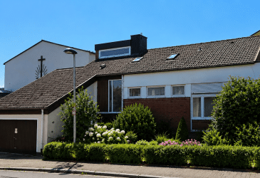 Viel Platz in Freudenstadt – 172 m² Architektenhaus mit Galerie und Einliegerwohnung