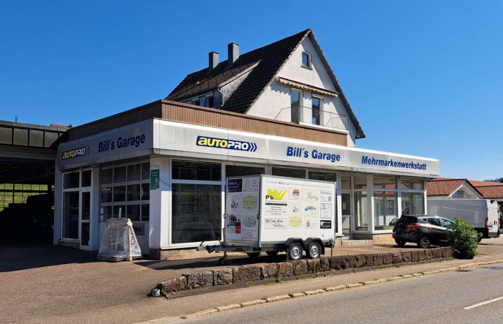 Hohe Renditechance: Gewerbeobjekt mit 2 Wohnungen in Top-Lage von Baiersbronn